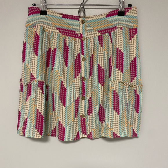 Vera Moda short skirt EUC - Picture 3 of 7